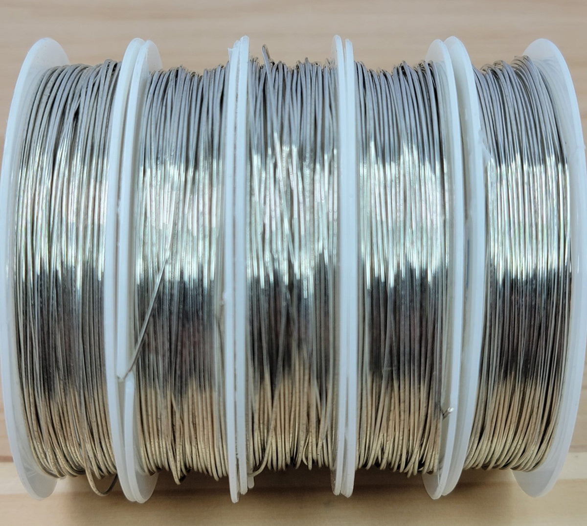 Silver - Copper Core 22 Gauge (0.60mm) Jewelry Wire - 25 Foot Spool  (WIRE03) freeshipping - Beads and Babble
